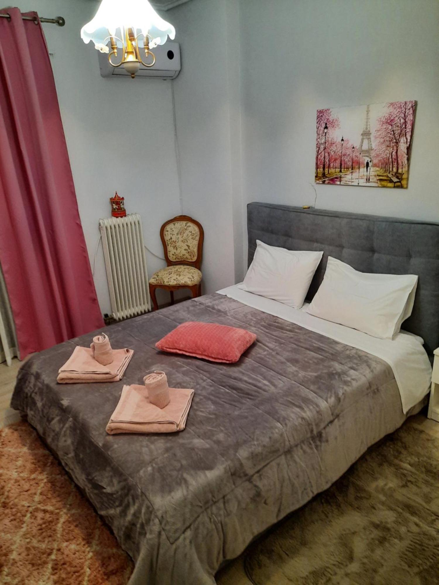 Villys Apartment Kalamata Exterior photo